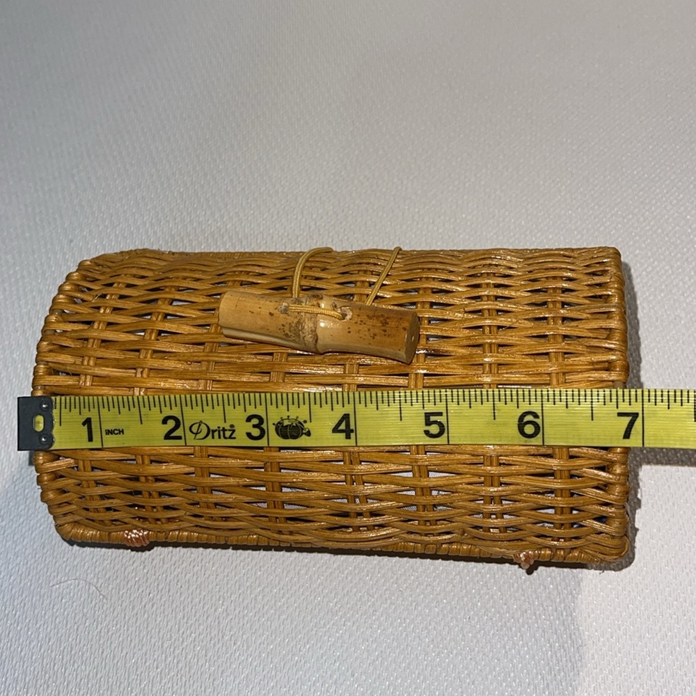 Lilly Pulitzer Woven Bamboo Clutch - Picture 4 of 8